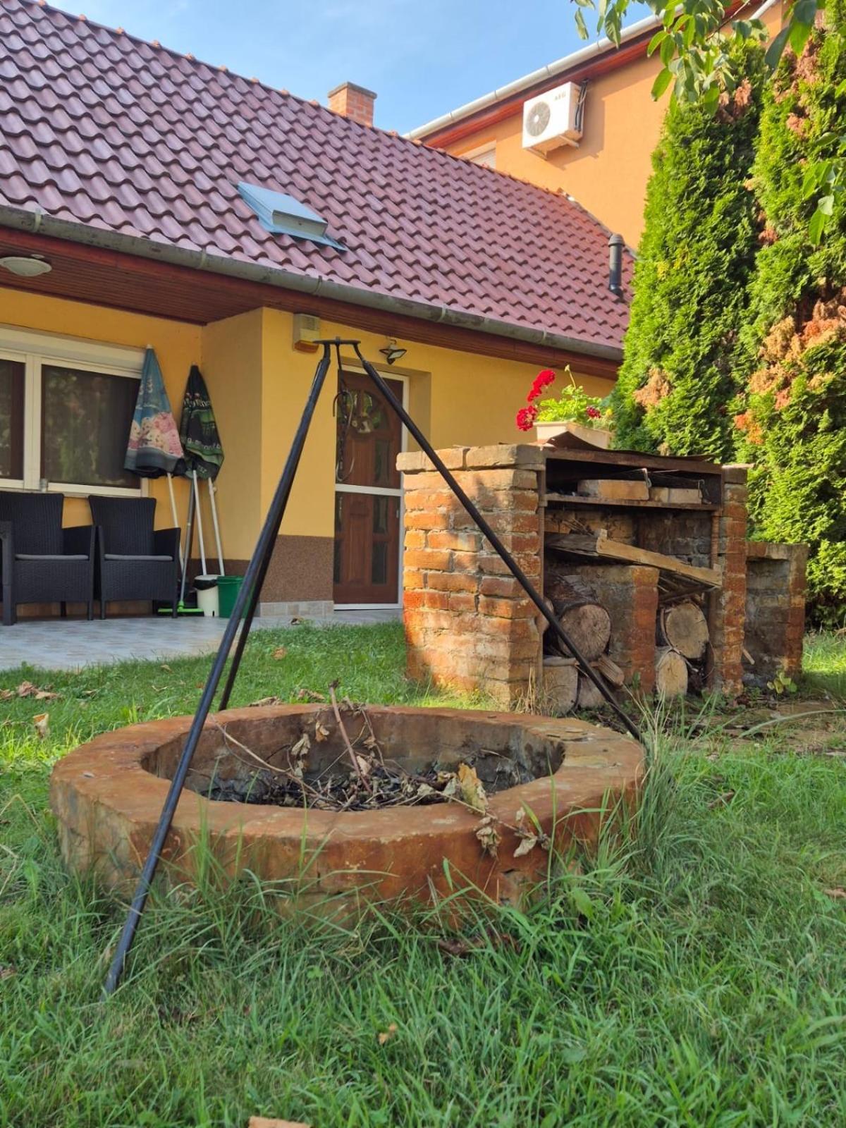Szahara Vendeghaz Daire Kerekegyháza Dış mekan fotoğraf